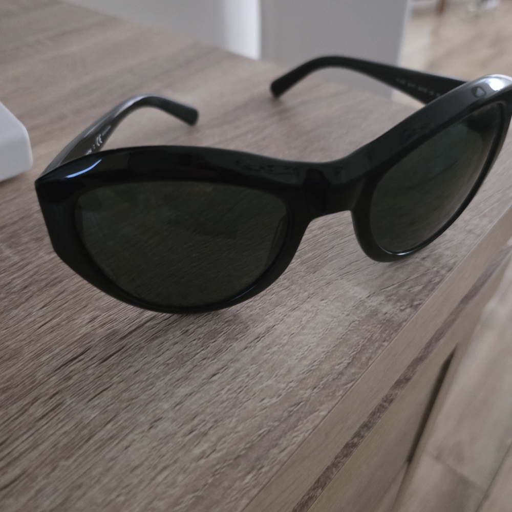 Tory Burch Cateye Classic Black Sunglasses